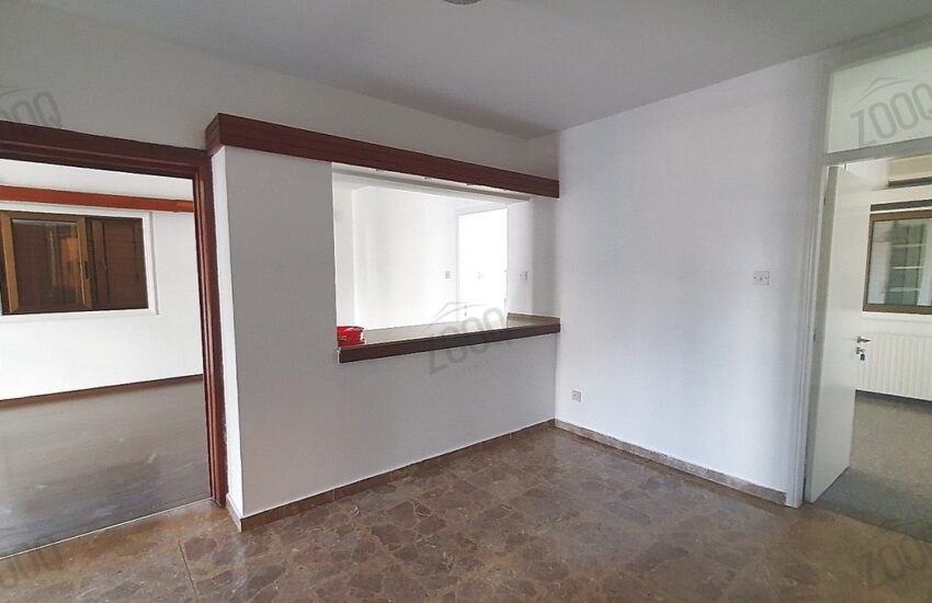 4 bed whole floor flat for rent in agioi omologites 1